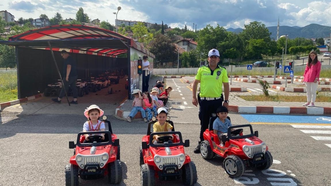 TRAFİK EĞİTİM PİSTİ GEZİSİ